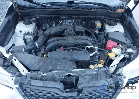 2015 Subaru Forester 2.5I z USA, uszkodzony, nr VIN JF2SJAAC2FH569318